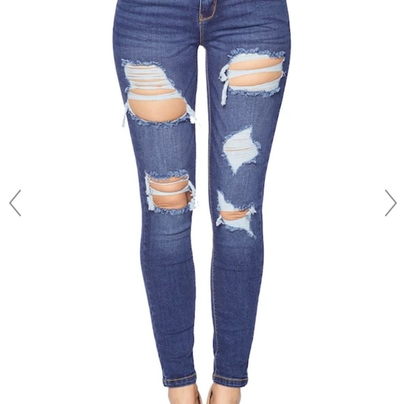 1 DAY SALE Distressed Denim Skinny Jeans 4 6 - Picture 2 of 5